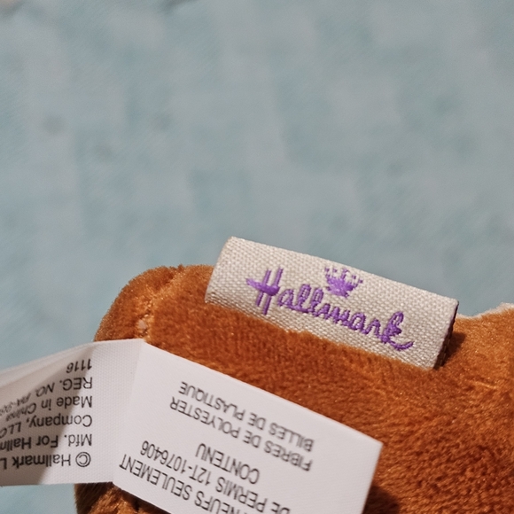 Hallmark Itty Bittys Noah's Ark Kangaroo Stuffed Animal Itty Bittys - Picture 2 of 2